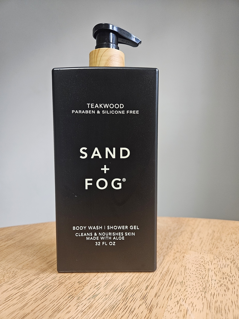 Sand And Fog Teakwood Body Wash With Aloe. 32floz